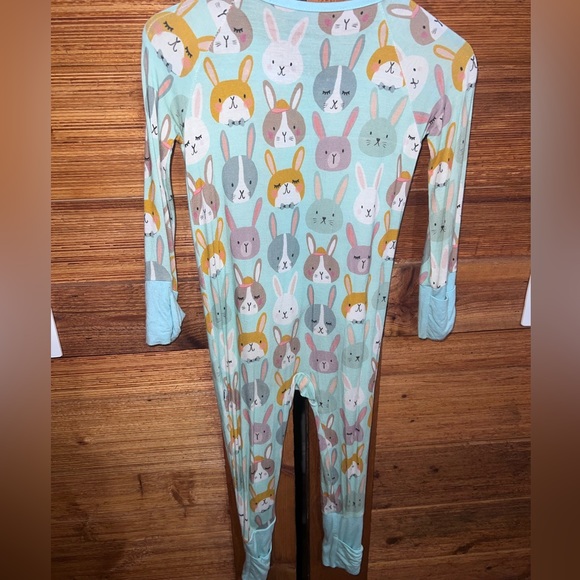 Little Sleepies Rad Rabbits Zippy 6-12 Months - Picture 5 of 5